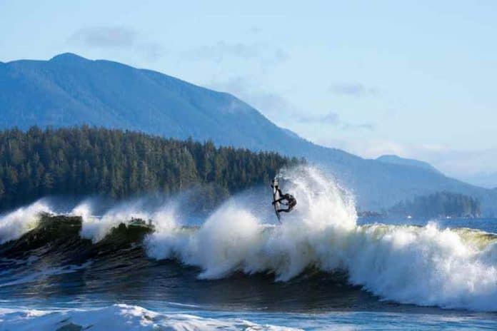 tofino surfing