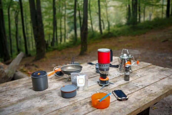 camping mess kits 800 X 533 camping mess kits